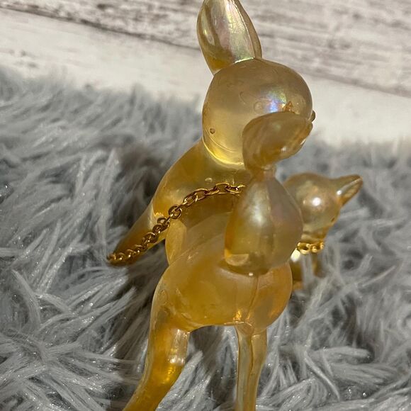 Vintage Lucite Gold Iridescent Deer Hong Kong - Picture 6 of 8